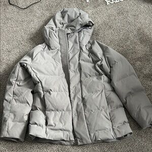 Men’s Lululemon Athletica Light Gray Puffer Jacket size XS